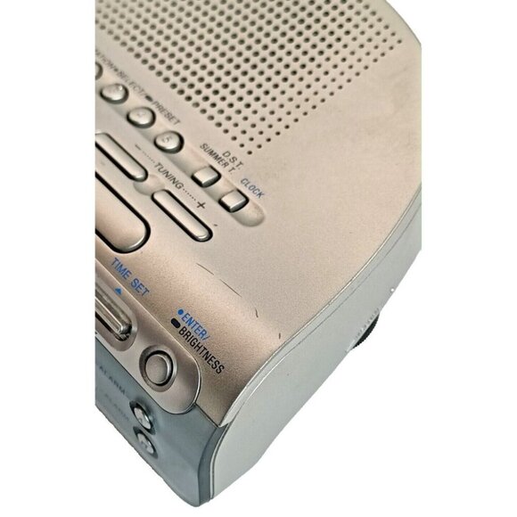 Sony ICF-C273 LIV Dream Machine Dual Alarm Clock AM FM Radio Silver Tested - Picture 7 of 9